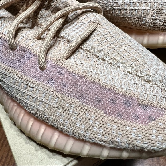 Adidas Yeezy Boost 350 V2 Clay - Picture 10 of 10